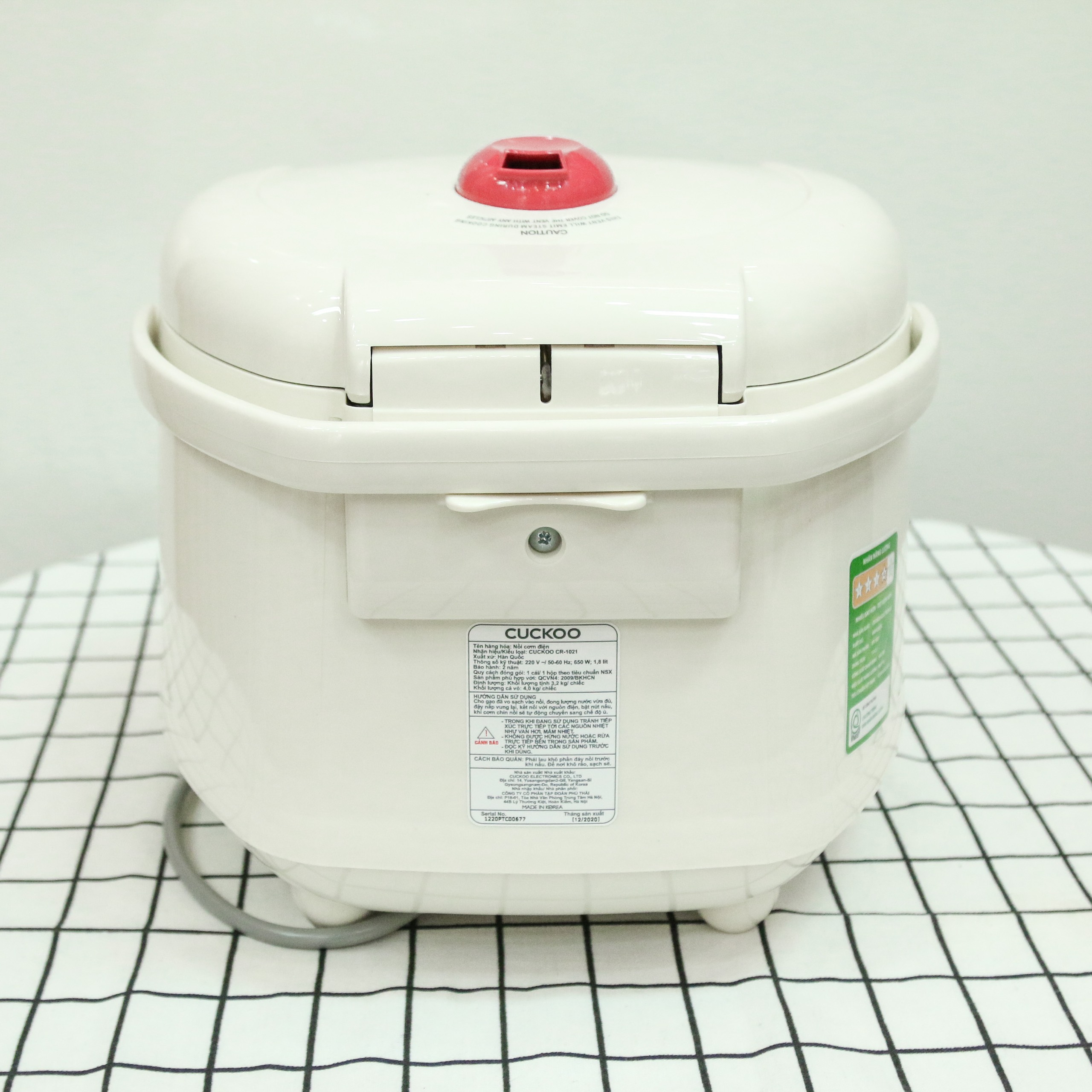 Nồi cơm điện Cuckoo CR-1021 1.8L màu trắng (Bản xuất khẩu)